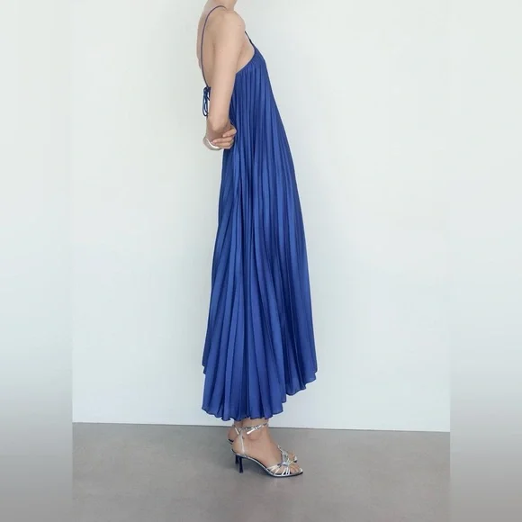 021 Mango Elegant Blue Pleated Halter Neck Halter Dress, Size 6 NWOT - Picture 5 of 11